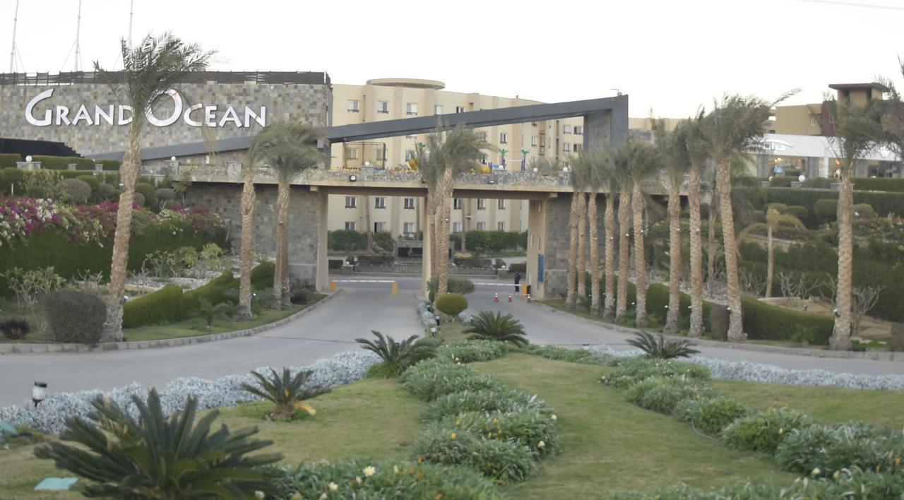 ホテル Grand Ocean El Sokhna アインソフナ エクステリア 写真 Entrance to the resort